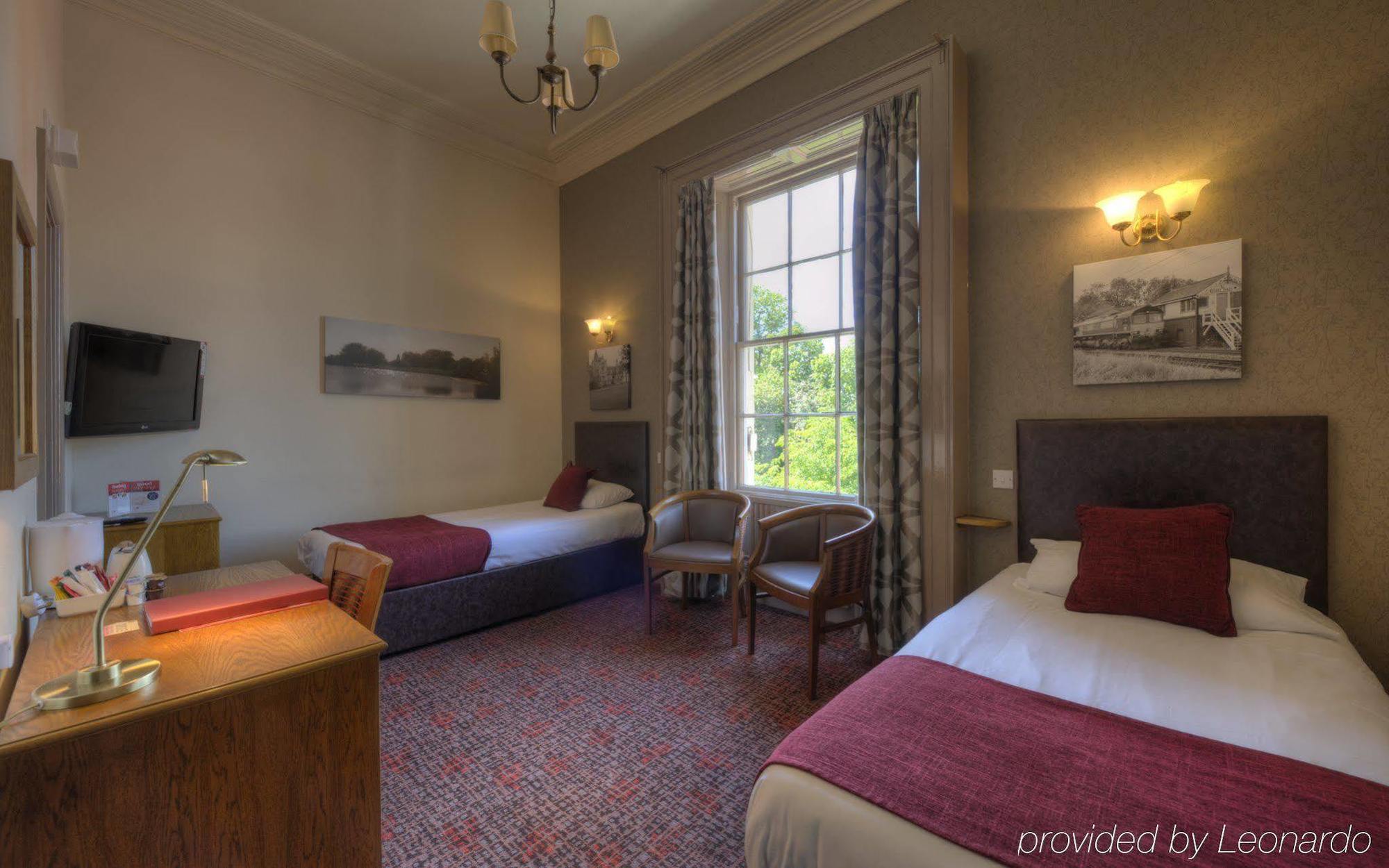 The Elms Hotel Ретфорд Экстерьер фото